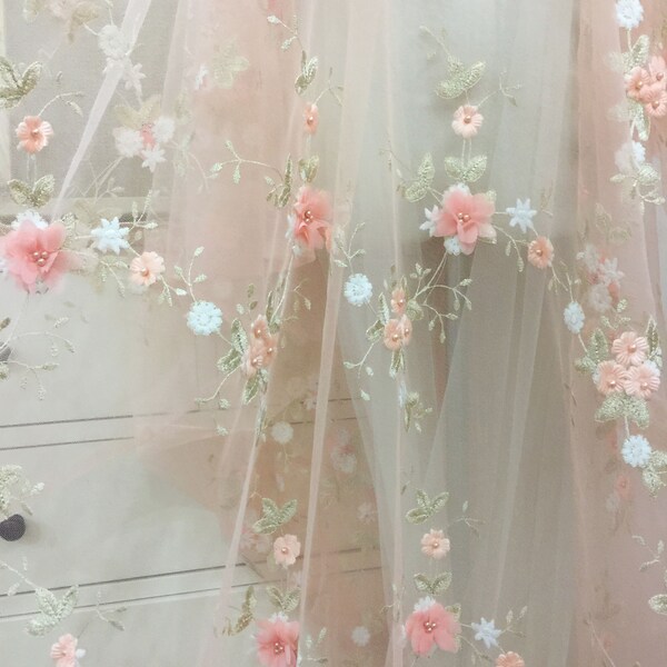 Tłoczona szyfonowa kwiatowa koronkowa tkanina przycięta na wymiar haftowana kwiecista koronkowa siatka na suknię balową suknia ślubna 59 cali szerokości