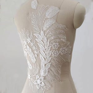 Flower Leaf Applique Sequins  Embroidery Lace Applique Shimmery Accessories for Dress Sleeves