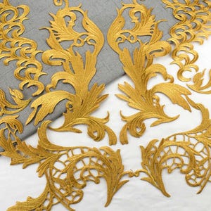 Aufbügler Stickapplikation Antikes Muster Gold und Silber für Kostüme