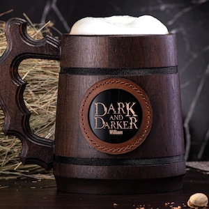 Taza personalizada Dark and Darker. Taza de mazmorra. Jarras de cerveza personalizadas. Taza Dark and Darker. Jarra de cerveza de madera para mazmorra de jugador. Regalo de jugador para papá.