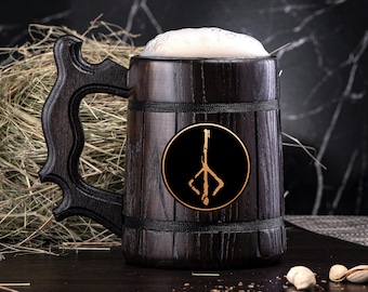 Taza de Bloodborne, jarra de cerveza Hunter's Mark, regalo para gamer, regalo personalizado para él, jarra de cerveza de madera, regalo para esposo n.° 211