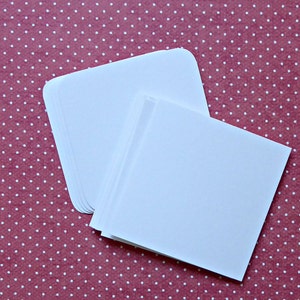 50 cartes carrées en papier cartonné 2x2 . mini-cartes blanches. arts et artisanat. petites cartes. scrapbooking. fournitures d'artiste . fourniture artisanale. cartes de bricolage