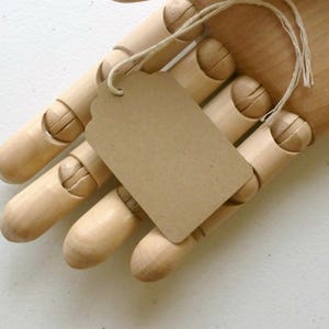 100 etiquetas superiores recortadas etiquetas grandes etiquetas de bagagem kraft etiquetas em branco etiquetas para presentes etiquetas para pendurar roupas etiquetas de preços etiquetas de produtos suprimentos etiquetas comerciais