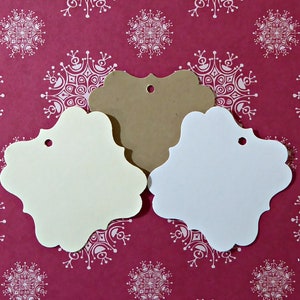 50 étiquettes support étiquette cadeau kraft, blanc, ivoire étiquette avec chaîne étiquette de prix vêtement étiquette volante fournitures du vendeur étiquette vierge étiquette de produit de marchandise