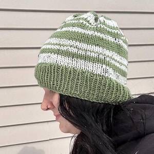 Bella Swan Green Striped Knit Hat Beanie Replica from Eclipse Movie Twilight Saga Kristen Stewart Inactiv