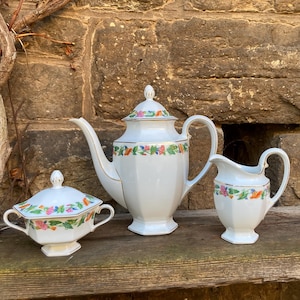 großer Hutschenreuther Hohenberg Kaffeekern / Kaffeekanne Milchkännchen Zuckerdose / Jubiläumsserie 1814 - 1914