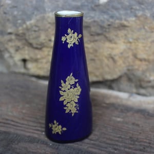 small vase real cobalt roses gold decor Volkstedt 1762 porcelain 50s 60s GDR DDR