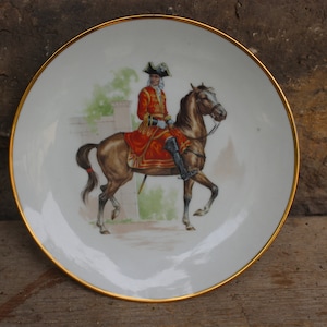 Vintage wall plate equestrian motif decorative plate porcelain Tirschenreuth Bavaria Germany