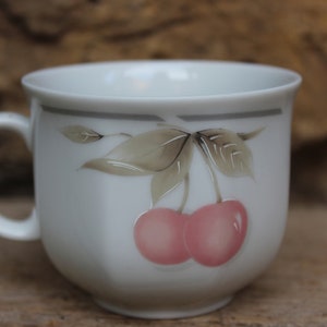 Coffee cup cherry decor Winterling Röslau Bavaria 90s Germany