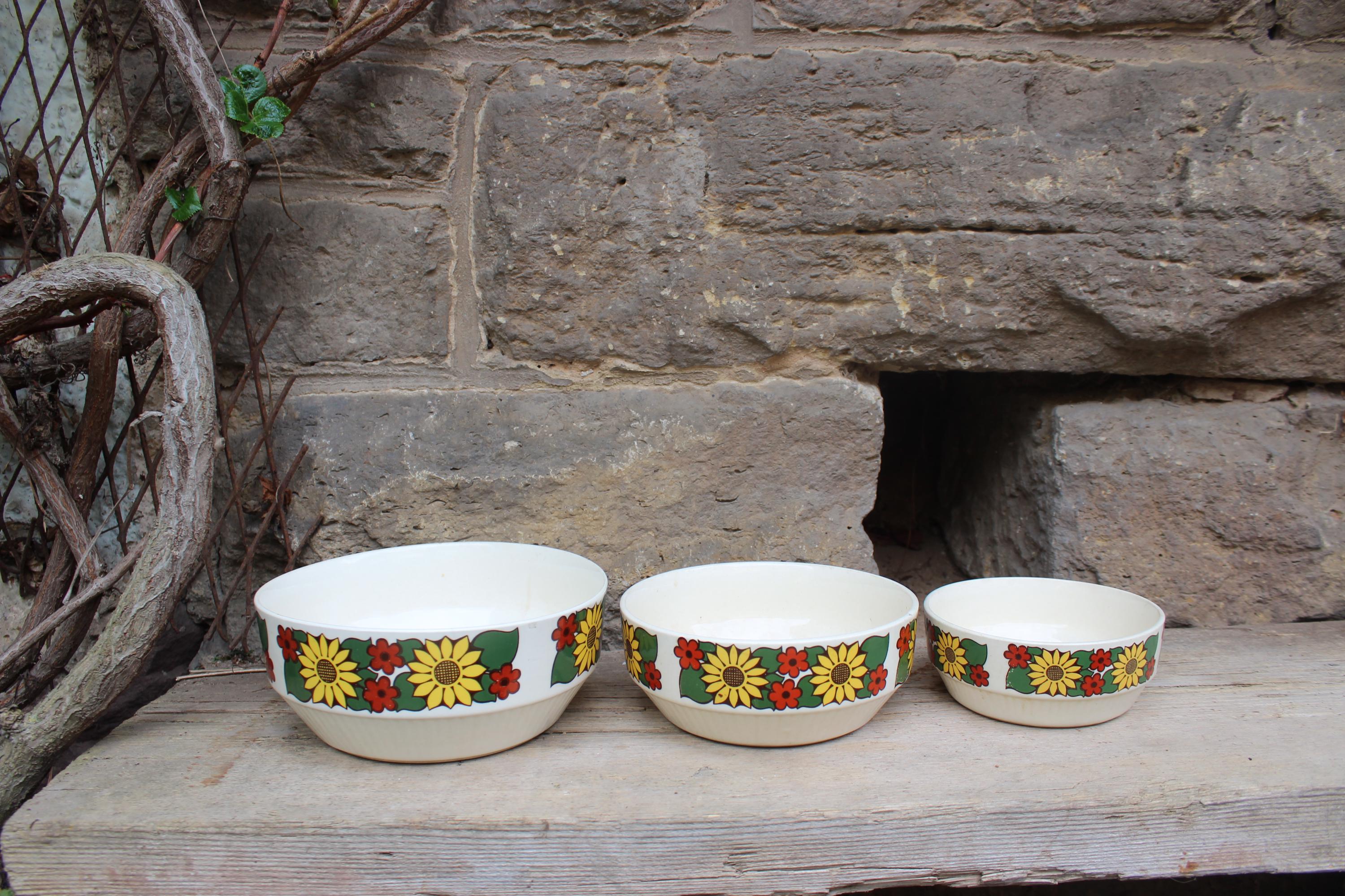 ボウル3点セット VERA / ひまわり / VEB Torgau Keramik / 1970年代