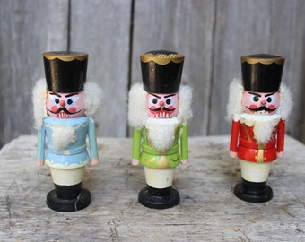 3-piece set Erzgebirge soldiers, hussars, 12 cm, guards, wooden figures, vintage 1950s/60s, GDR