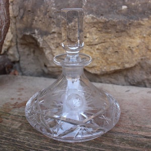 Lead crystal bottle cut crystal glass flower decor 30s 40s Art Deco