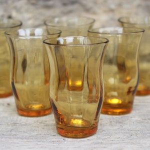6 shot glasses amber glass 60s 70s