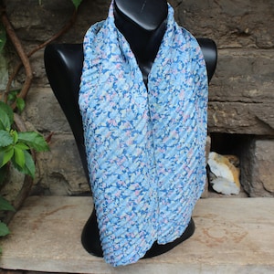 Vintage Pleated Scarf Neckerchief Nylon Synthetic Fiber Mille Fleurs Floral Pattern Hippy Style 70s 80s