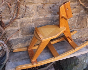 80年代のヴィンテージ木製ロッキングホース - Etsy 日本