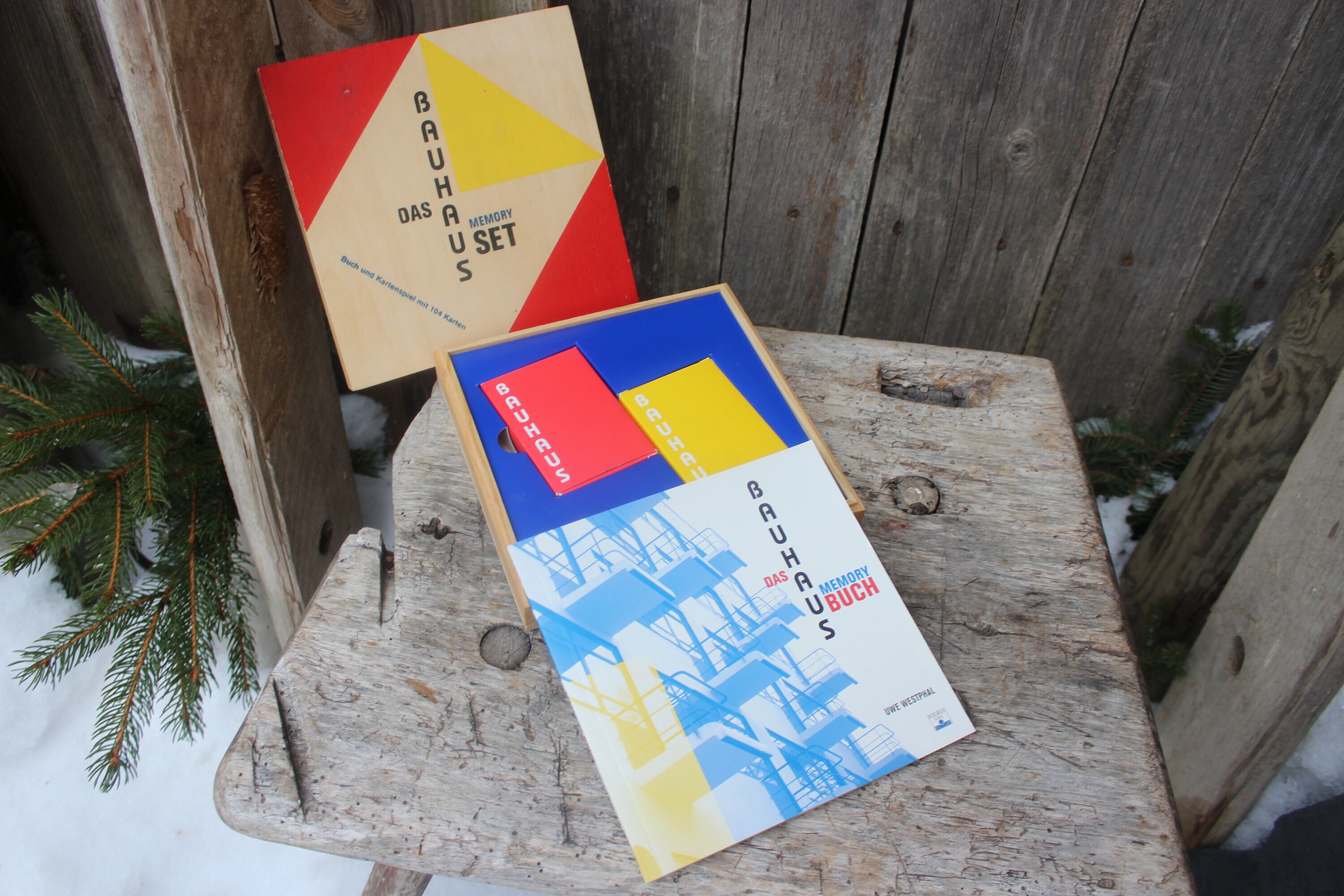 Bauhaus Set Buch Memory Kartenspiel Designklassiker Weimar Dessau