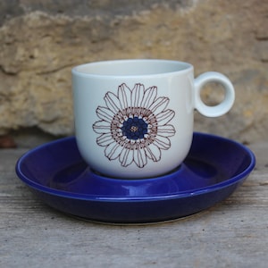 Rosenthal Terra Sunflower / Taza de café con platillo / Diseño Wolf Karnagel, años 70, Alemania Occidental