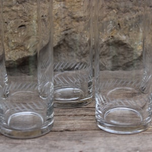 Set of 5 small long drink glasses with cut decoration, water glasses, juice glasses, vintage 50s 60s