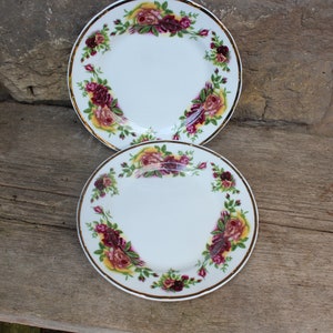 Set of 2 cake plates with roses / dessert plates salad plates Ø 19 cm porcelain 90s