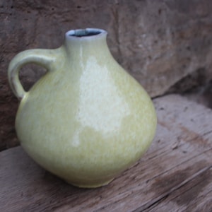 small vase, spherical vase, studio ceramics, Römhild pottery workshop, Siegfried Gramann ceramics, 1960s, GDR