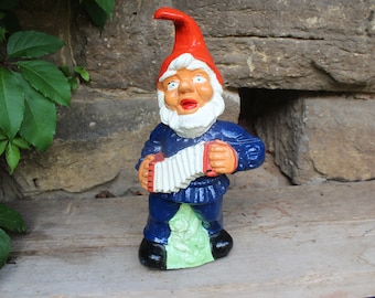Nain de jardin avec accordéon, en céramique, Allemagne, années 1970