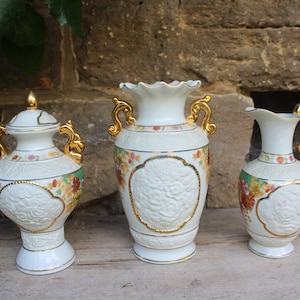 3-piece vase set with gold decor and floral decor, porcelain, vintage 80s 90s
