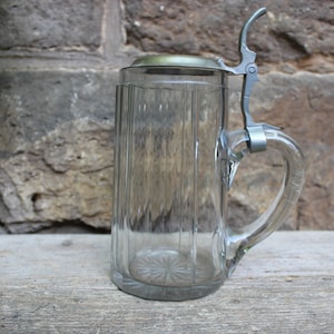 antique beer mug 0.5 l pressed glass with pewter lid star bottom 1915 - 1931