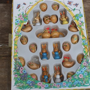 24-piece Easter eggs Easter bunny chicken set wooden Erzgebirge hand-painted vintage