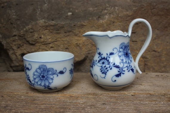 Buy Sugar Bowl Milk Jug Onion Pattern Meissen Oven and Porcelain 