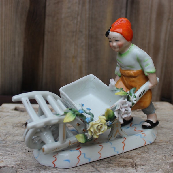 Porcelain figure gardener with wheelbarrow Bremer & Schmidt Eisenberg 50s 60s Thuringia GDR
