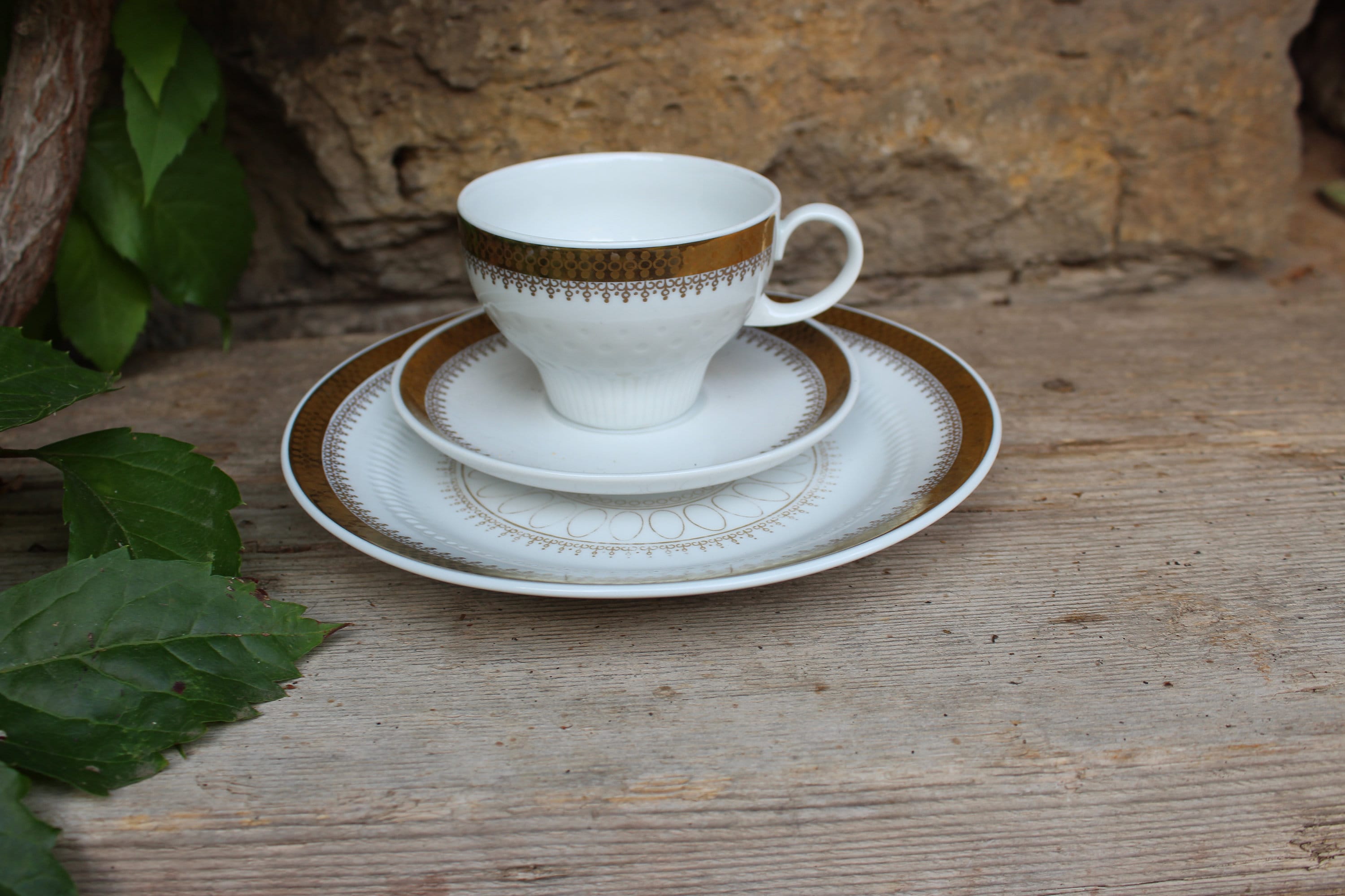 3-piece Collector's Set, Collector's Cup, Tea Set, Wide Gold Rim