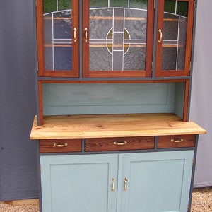 Kitchen cupboard/sideboard image 1