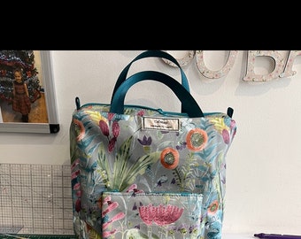 Toiletry Bag - Large