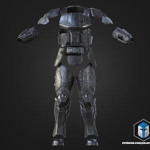 Op de afbeelding: Een complete set donkergrijze futuristische bepantsering, inclusief borst-, schouder-, arm-, been- en handstukken. De bepantsering is gedetailleerd met verschillende panelen en klinknagels, wat wijst op een hightech ontwerp. De afbeelding staat tegen een donkere achtergrond.