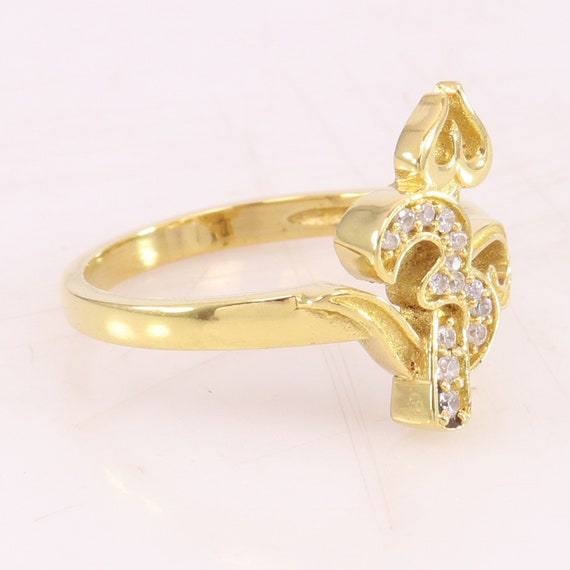 Buy Vogue of Flower Diamond Ring Online