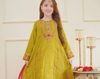 Girls Eid Pakistani Organza Silk Collection Shanzey Embroidered Gudiya Fashion Salwar Kameez Shopping Free Shipping Sale Exclusive Eid