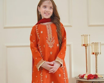 Colección de organza de seda pakistaní para niñas Eid Shanzey bordado Gudiya Moda Salwar Kameez Compras Envío gratis Venta exclusiva Eid