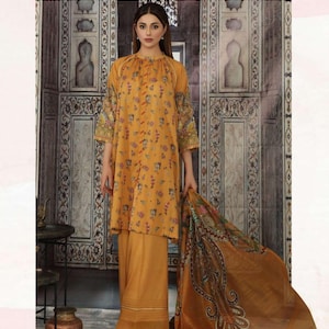 designer lawn dresses Dresses Design Pakistani Lawn Design 2019 Lawn Collection Latest Pakistani  Designer Suits 2019 Lawn Dresses