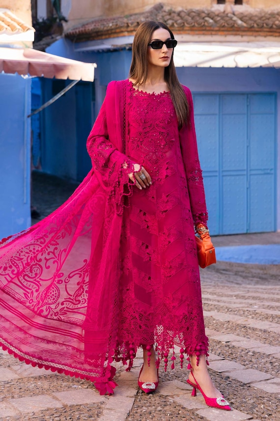 sana safinaz pink dress Sana Safinaz Muzlin Pink Lawn Suit | Pakistani Dress