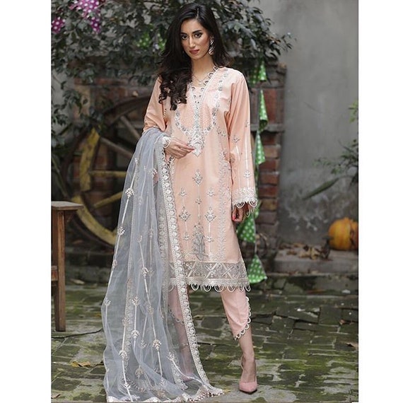 Pakistani salwar kameez sale best sale