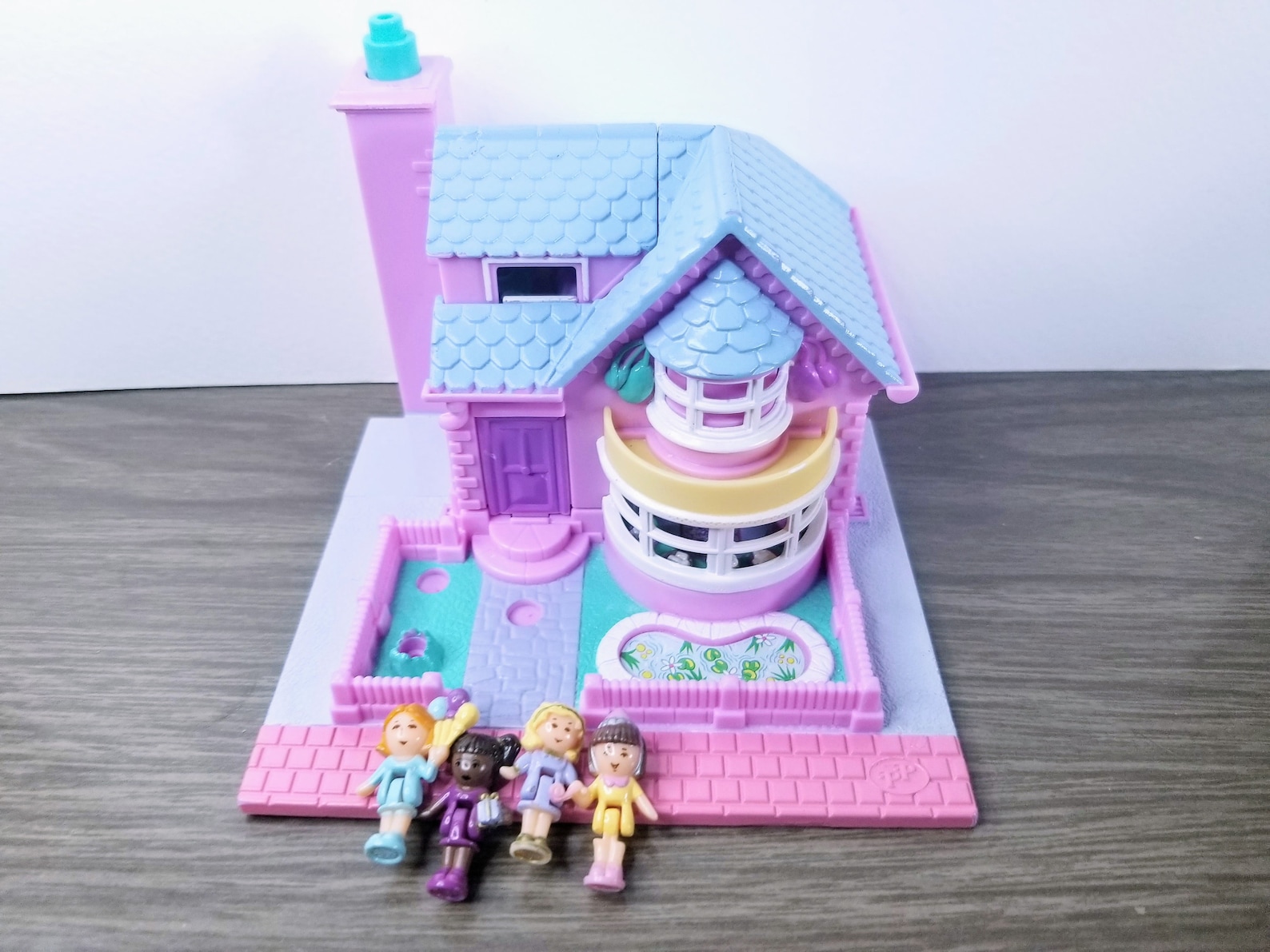 polly pocket bay window house