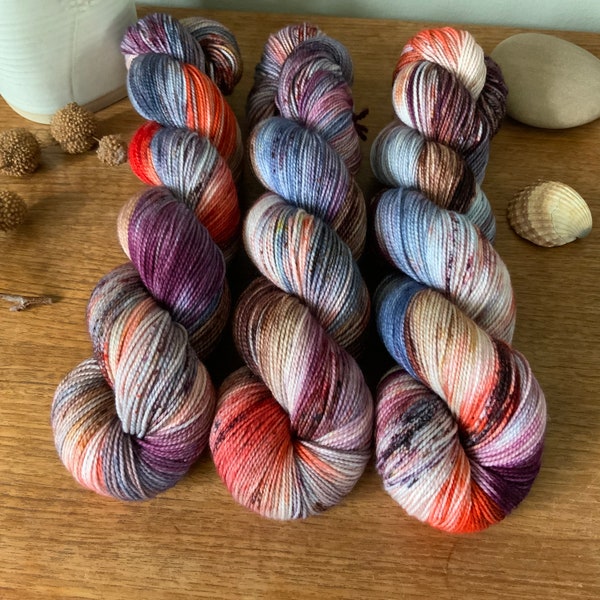 Winter Sunset - Luxury hand dyed sock yarn - superwash merino cashmere nylon high twist - purple blue burgundy orange