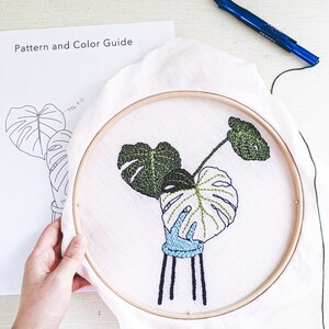 Punch needle pattern, Monstera wall art, DIY embroidery hoop, Contemporary embroidery pdf, Modern craft, Botanical illustration, Plant decor image 6