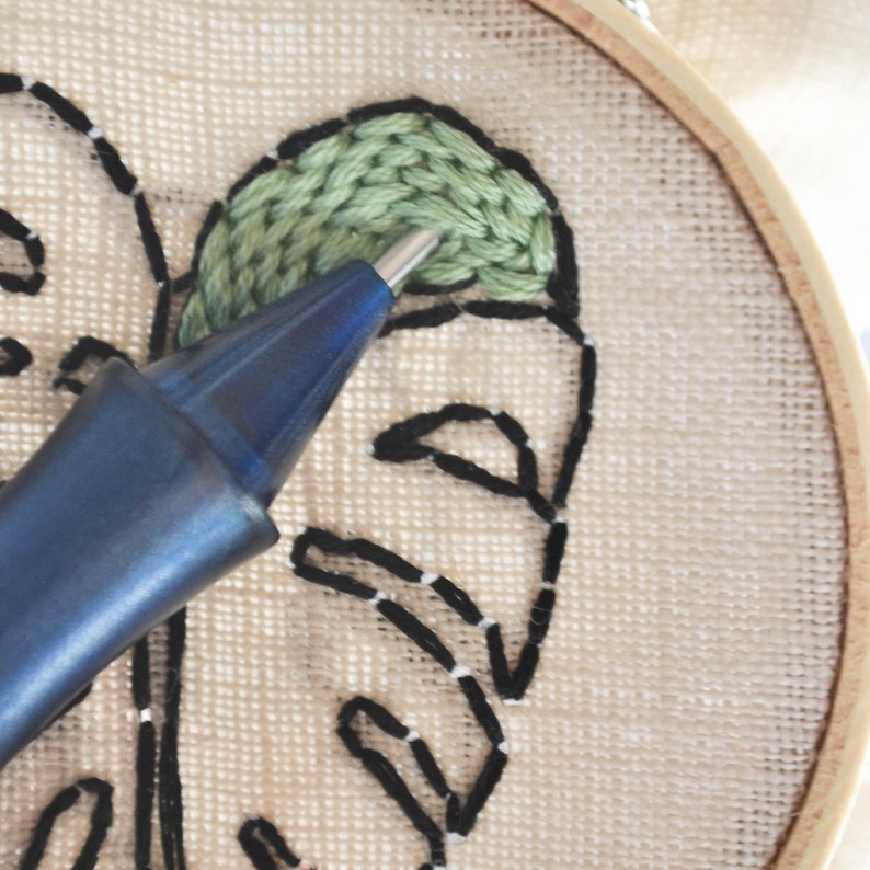 Monstera Plant Punch Needle Embroidery Pattern image 4