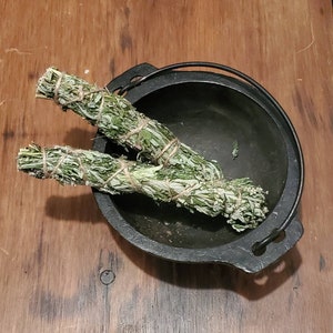 Mugwort bundle smoke cleansing, rekening, smudge alternative