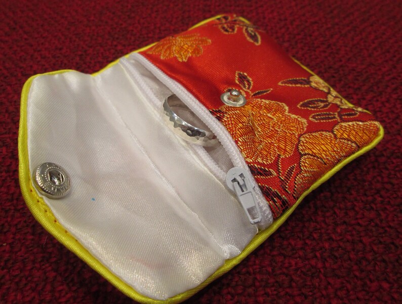 in Lined /& Embroidered Silk Gift Pouch. 6 EU UK Hammered Finish Ring in 925 Sterling Silver Width 3.2mm Size M US 53