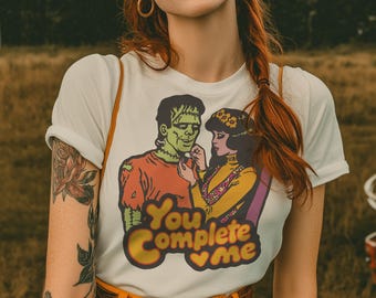 Maglietta retrò Frankenstein e la sposa – Maglietta spettrale con mostri e amore