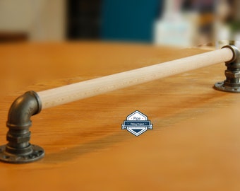 Beech wood towel holder and industrial pipes - Towel door / towel holder - Pipe Fitting Project - Wood Design