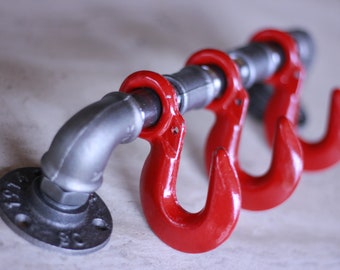 Triple to Red Coat Rack - Original Industrial Style - Industrial Crochet Handling Coat Door - THE RED TRICLO