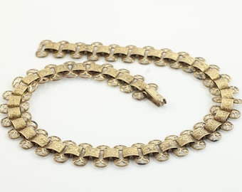 Vintage Brass Book Chain Necklace, 1940s 12.5 Inch Book Chain Choker, Embossed Book Chain, Book Chain for Locket or Pendant, Vintage Jewelry